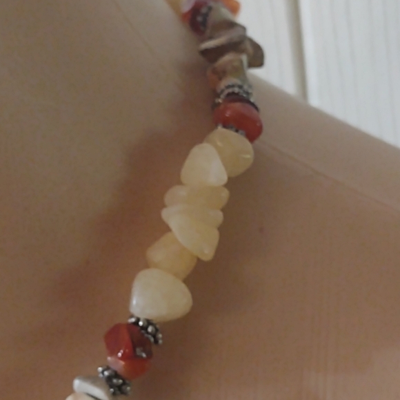 Women's ESTATE stone necklace - Picture 3 of 6